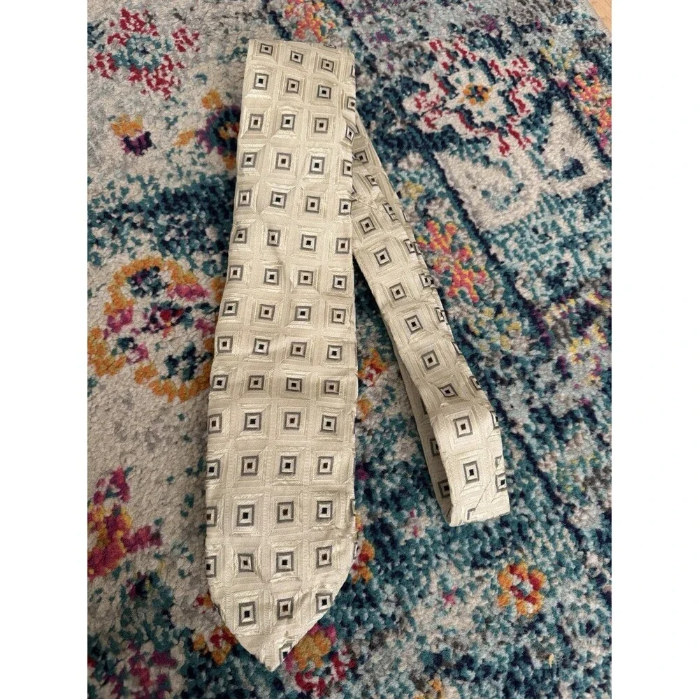 ERMENEGILDO ZEGNA Gold‎ Yellow Classic Square Tie 100% Silk